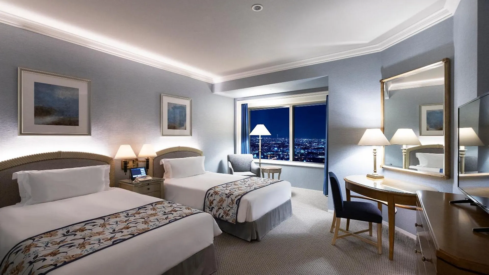 Yokohama Royal Park Hotel