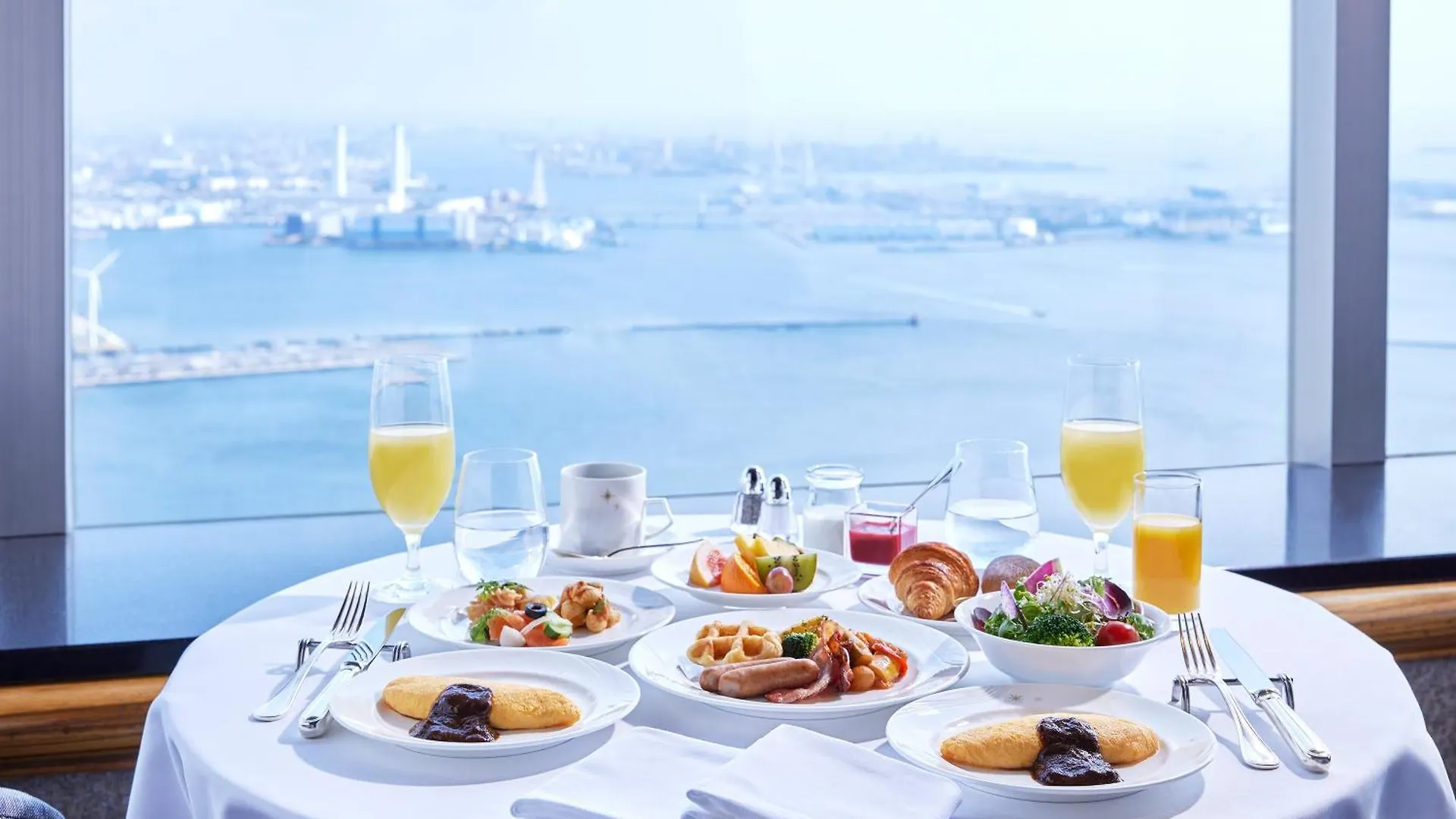 Yokohama Royal Park Hotel