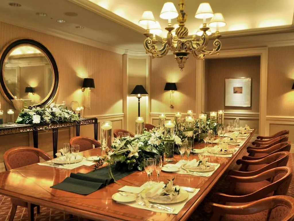 Yokohama Royal Park Hotel  Yokohama (Kanagawa)